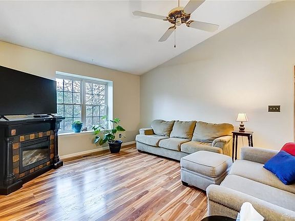 5th image of 7805 Port Cir