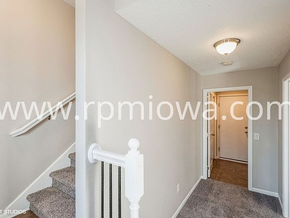 5th image of 6905 Jack London Dr