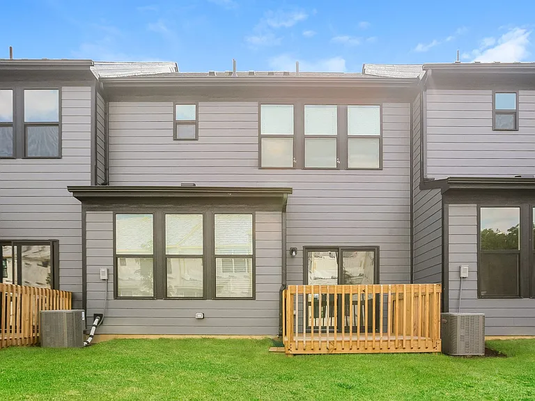 9738 Behner Dr — Photo 26