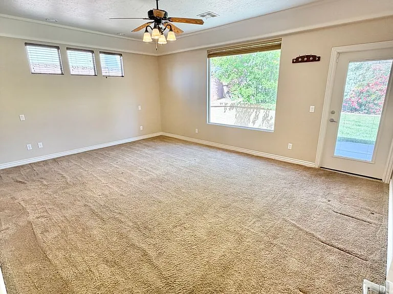 2176 N Gunsight Dr — Photo 25