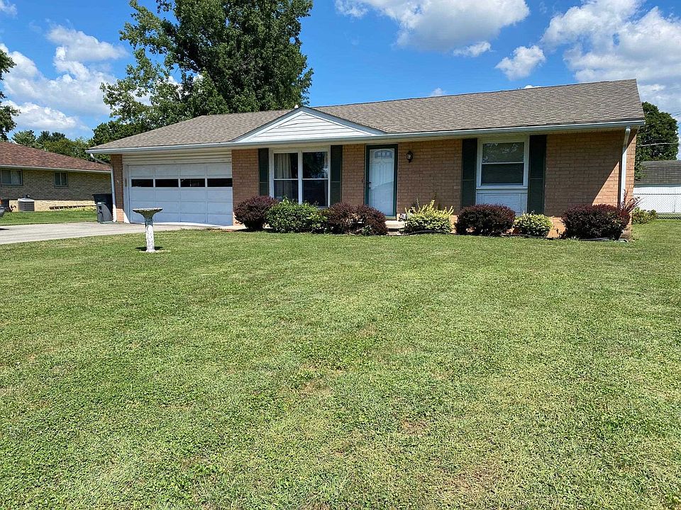 1st image of 624 E Old Orchard Ln