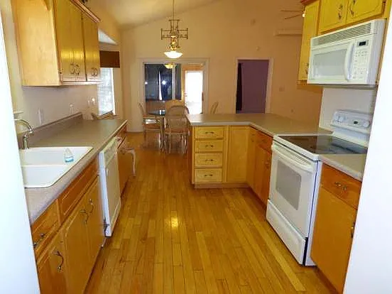 724 Ladner Dr — Photo 70