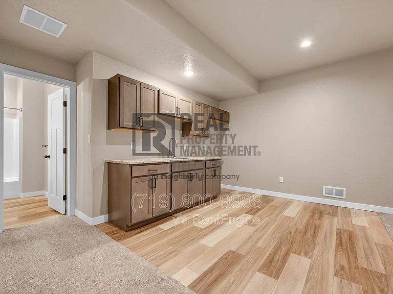 1886 E Jerrian Ln — Photo 30
