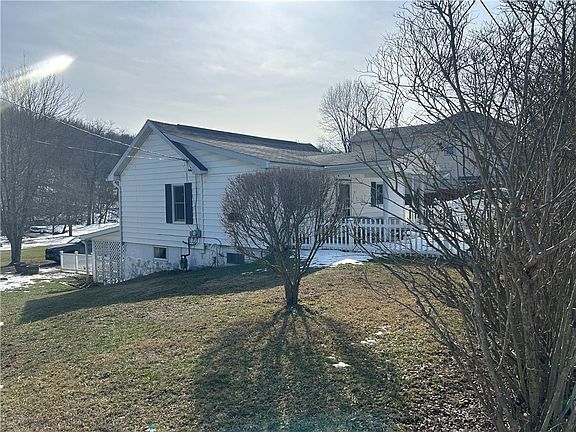 2nd image of 364 Messmore Rd