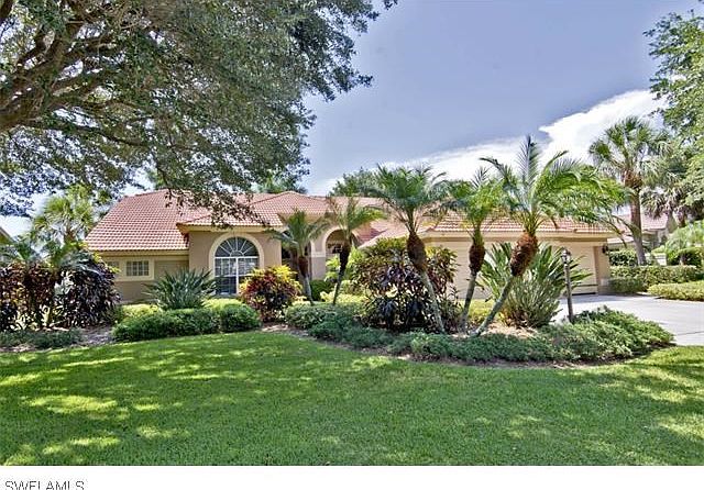 7509 Cordoba Circle, Lakefront Living in Monterey