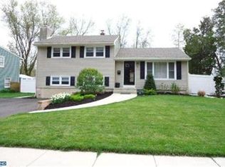 9 Farwood Rd, Gibbsboro, NJ 08026