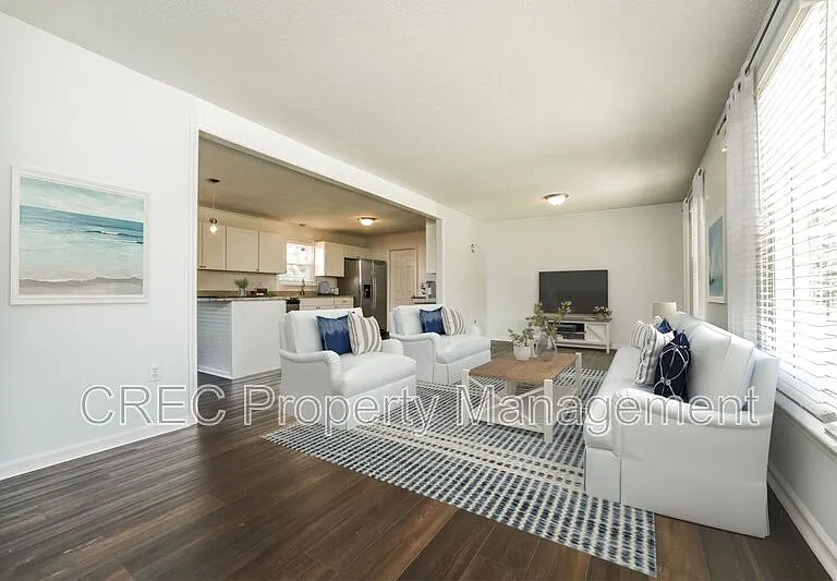 7744 Allwood Ave — Photo 1