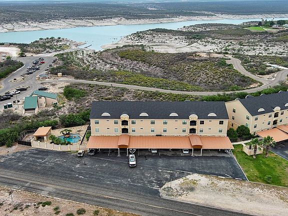 3rd image of 7164 Texas Dr