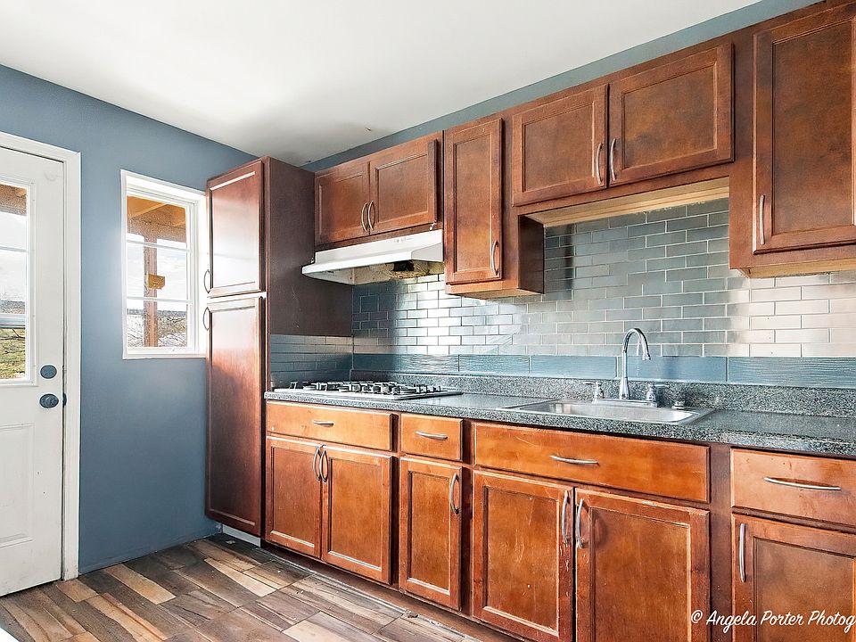 1st image of 754 Walnut St #2W