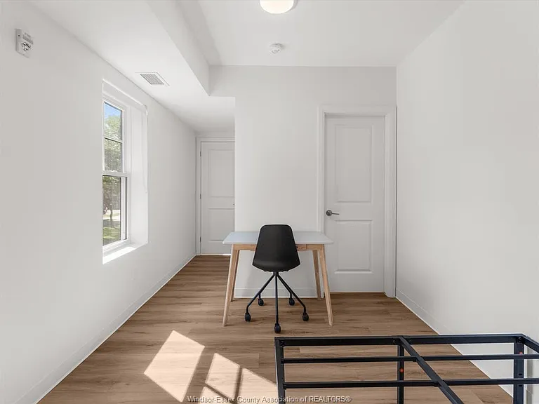 185 Randolph Pl — Photo 20