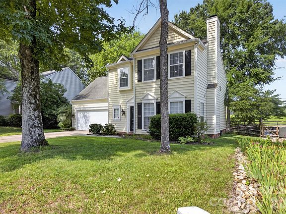 2nd image of 5936 Downfield Wood Dr