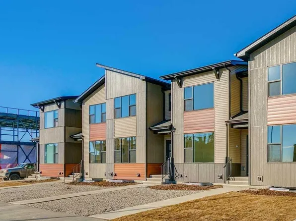 302 S Belvedere Ave SE, Calgary, AB T2A 7G5