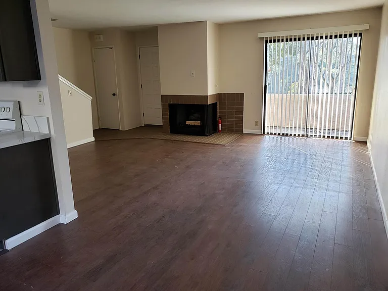 8726 Villa La Jolla Dr #81 — Photo 3