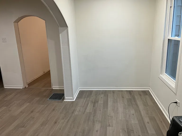 706 Kaye Ave — Photo 7