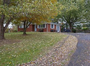 8955 Big Bend Rd, Martinsville, IN 46151