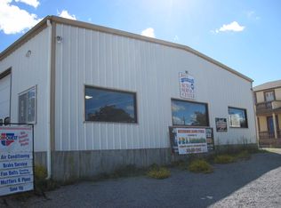 9054 Franklin Ave, Clive, IA 50325