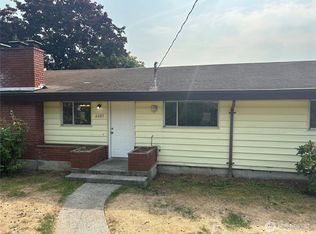 6605 S 127th Pl, Seattle, WA 98178