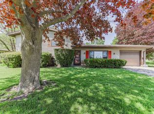210 E Grand Ave, Saint Joseph, IL
