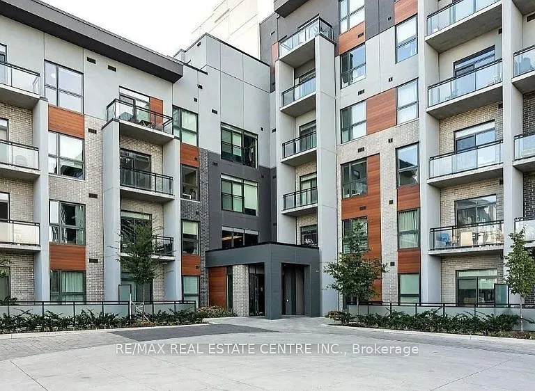 95 Dundas St W #113 — Photo 1
