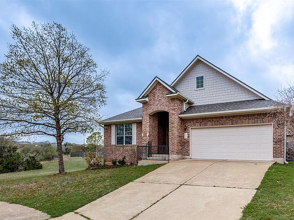 2nd image of 15805 Pumpkin Ridge Dr