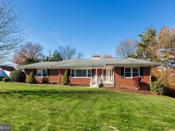 22 Ridge Rd, Westminster, MD 21157