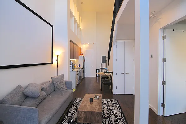 Rented by Nooklyn NYC LLC | media 17