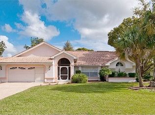 9436 Southern Belle Dr, Weeki Wachee, FL 34613