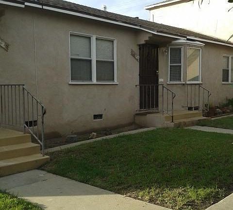 2nd image of 1324 Centinela Ave
