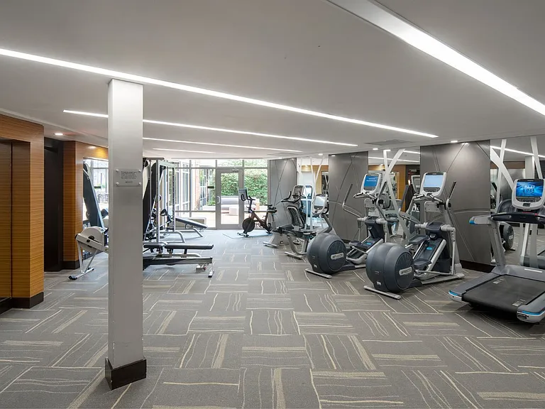 Cathedral Commons — Photo 15