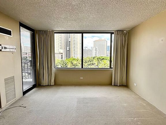 4th image of 411 Hobron Ln APT 612
