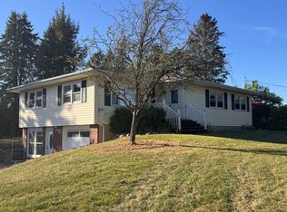 53890 Olney Rd, Leonidas, MI 49066