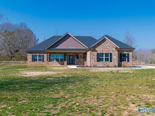 233 Dozier Rd, Ardmore, AL 35739