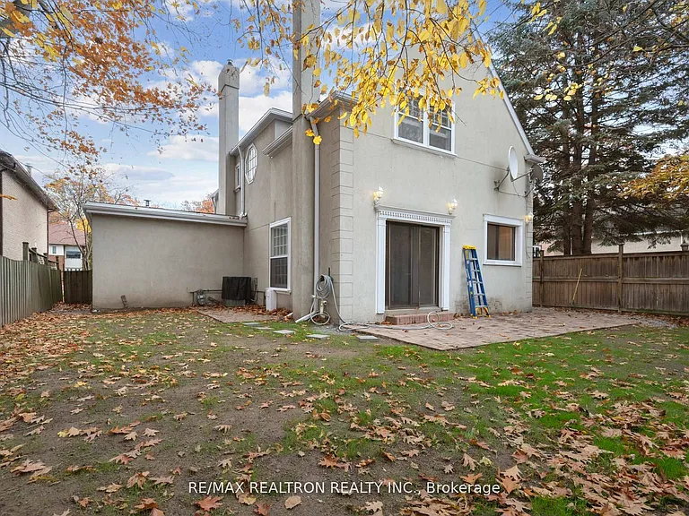 6 Woodvale Cres — Photo 20