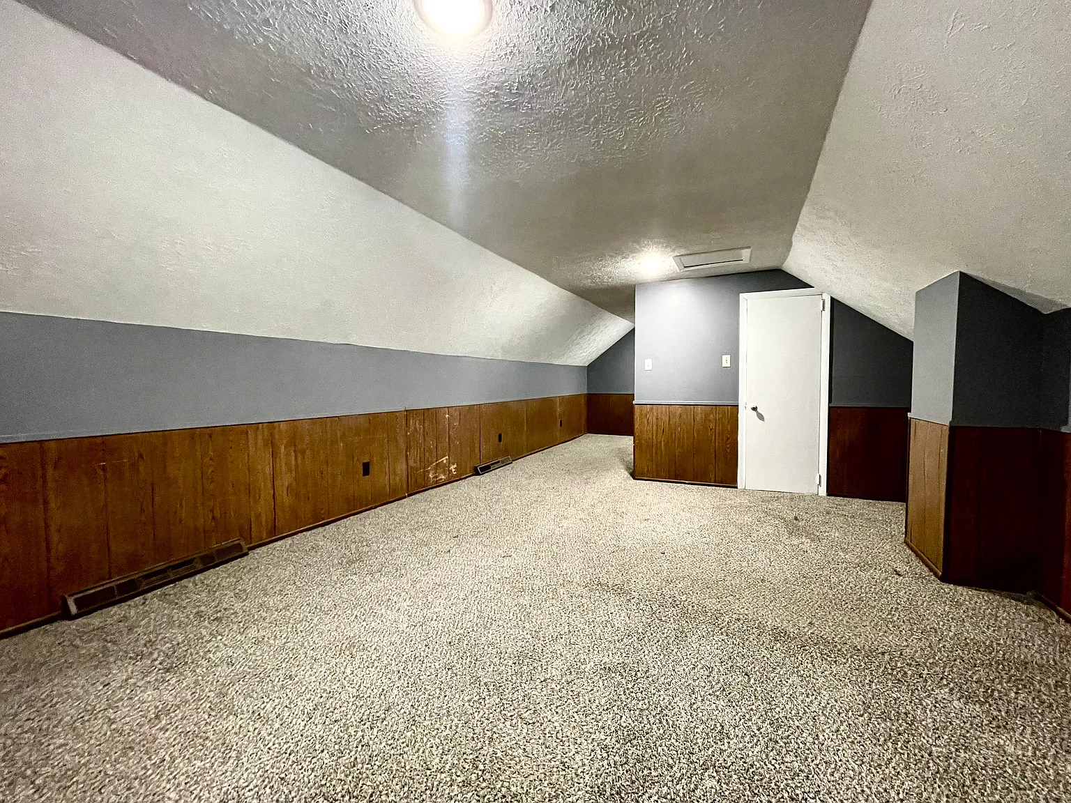 3 bed, 1092 sqft, $1,650 — Photo 4