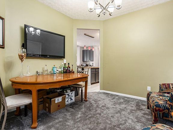 5th image of 5619 Chapman Ct