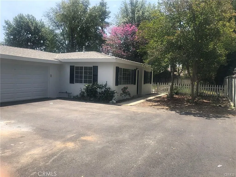 23142 Dolorosa St — Photo 2