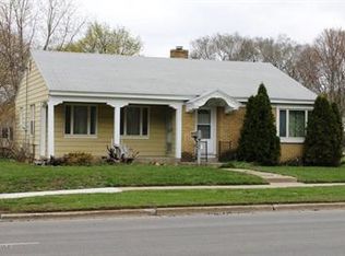 1833 36th St SW, Wyoming, MI 49519