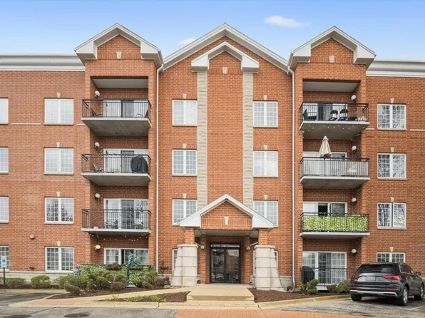3501 Wellington Ct Unit 311, Rolling Meadows, IL 60008