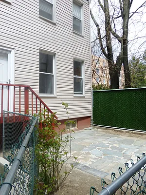 Rented by LDMI Realty Group LLC | media 41