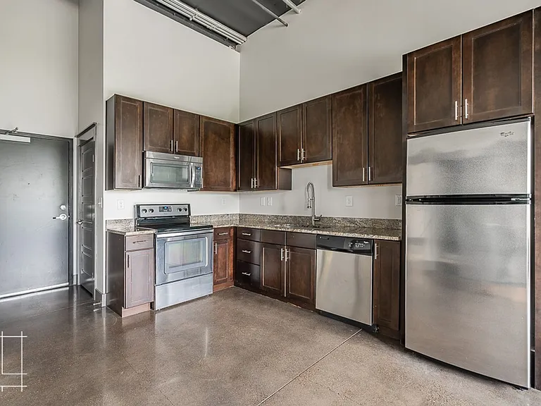 Wonder Bread Lofts — Photo 150