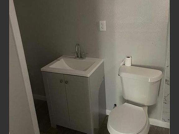 2nd image of 312 N 16th St #318