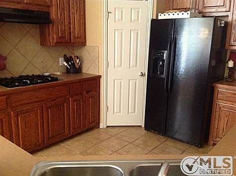 4th image of 4800 Belladonna Dr