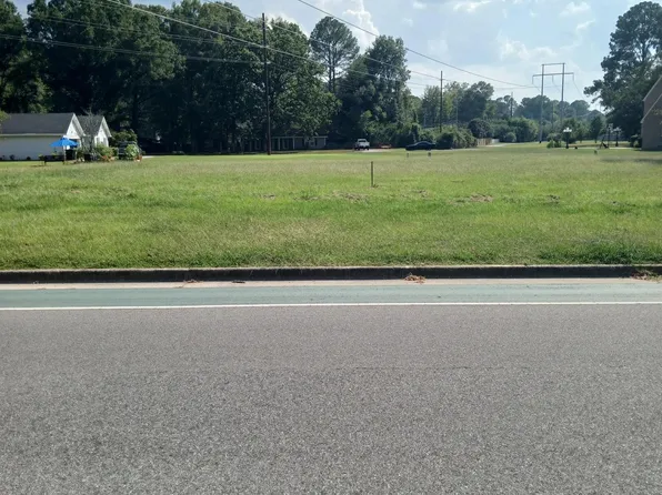 1323 Regency Blvd SE, Decatur, AL 35601