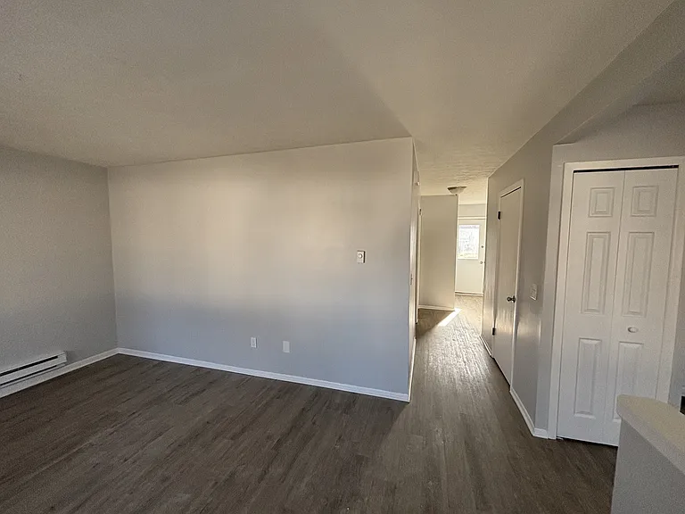 2117 Ashbrook Ave — Photo 7