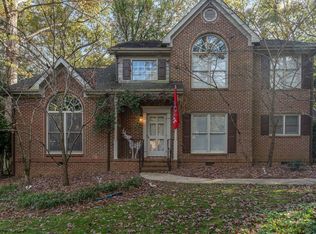207 Coventry Ln, Cary, NC 27511