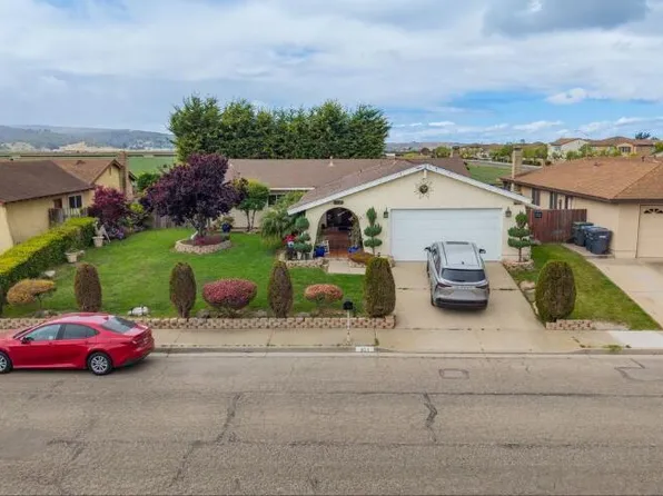 921 N Z St, Lompoc, CA 93436