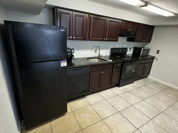 Wallingford South Apartments