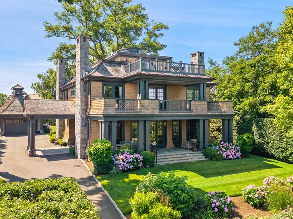 203 Shore Rd, Old Greenwich, CT 06870