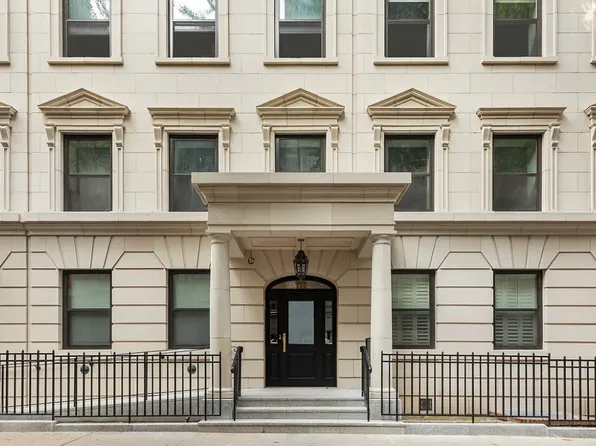 33 East 22nd Street