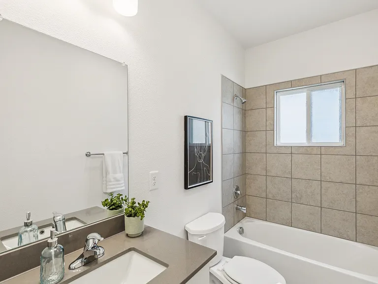 Covey Homes Basswood — Photo 6